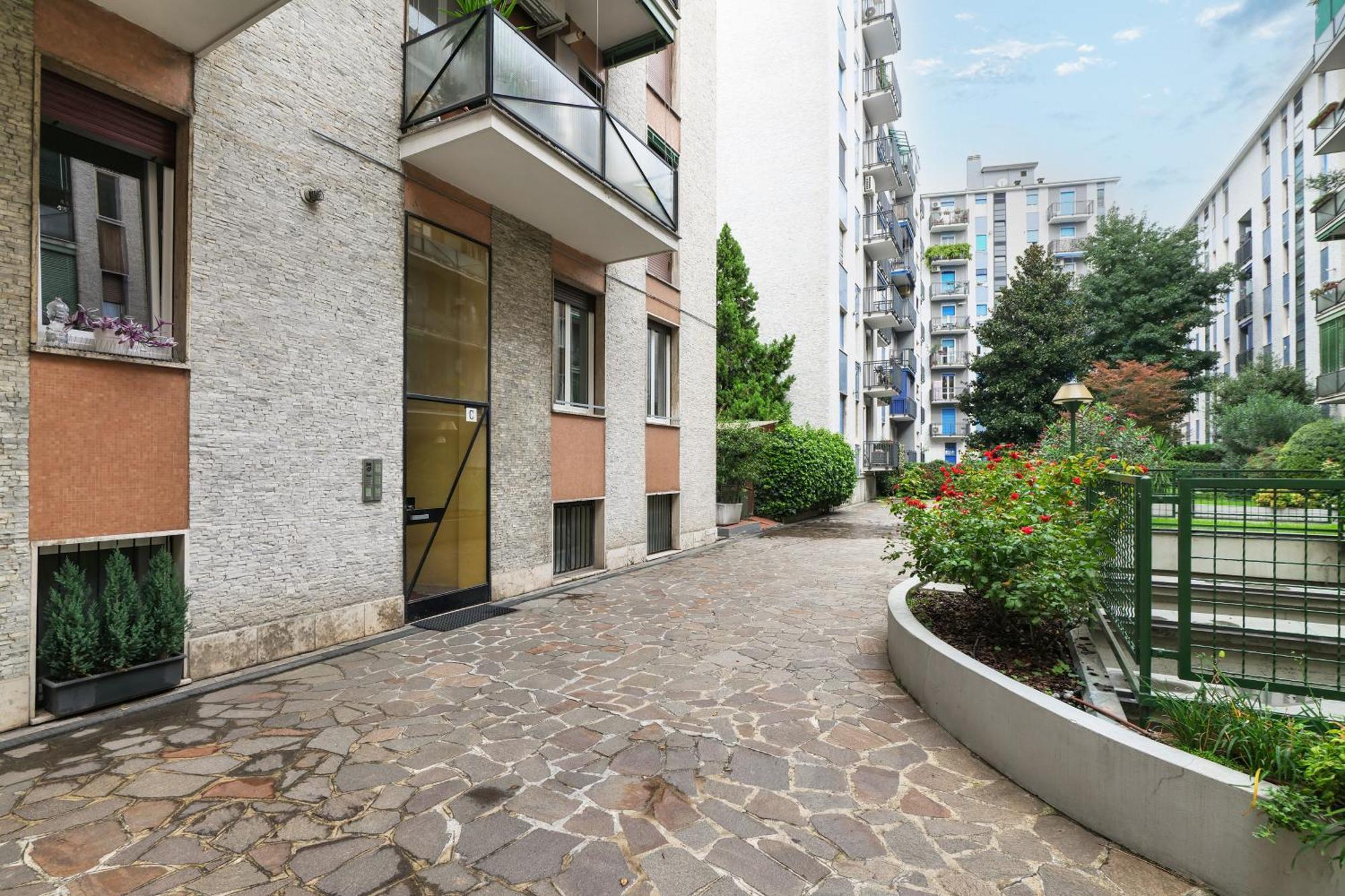 Primopiano - Brenta Apartment Milan Exterior photo